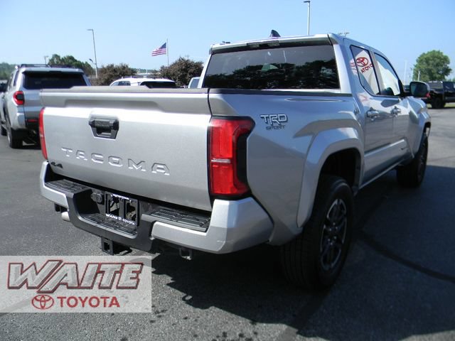 Certified 2025 Toyota Tacoma TRD Sport AWD/4WD image 2