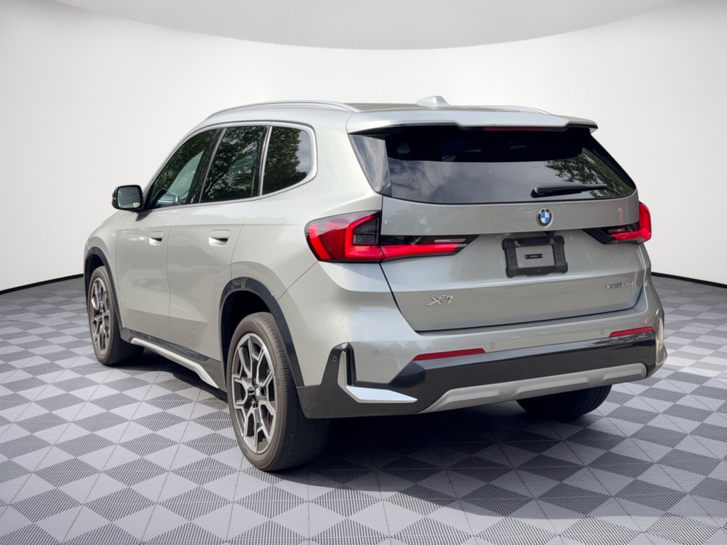 Used 2023 BMW X1 xDrive28i w/ Convenience Package AWD/4WD image 3