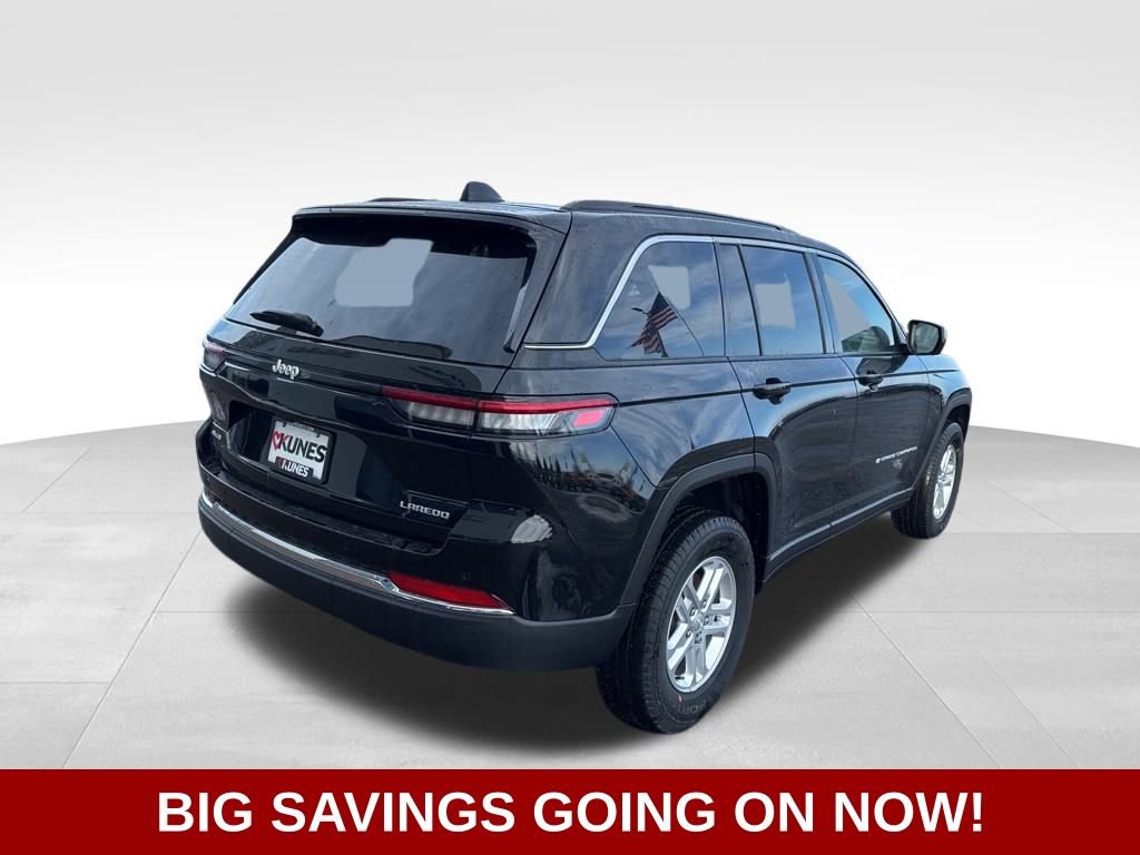 New 2025 Jeep Grand Cherokee Laredo AWD/4WD image 10