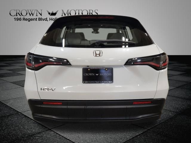 Certified 2023 Honda HR-V LX image 4