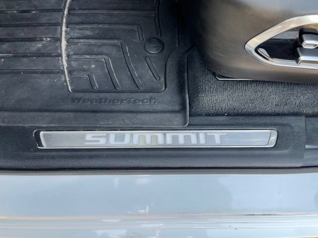 Certified 2025 Jeep Grand Cherokee Summit AWD/4WD image 21
