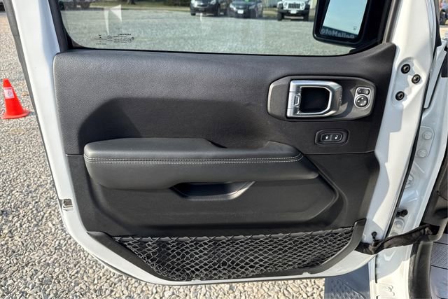 Used 2020 Jeep Gladiator Overland image 19