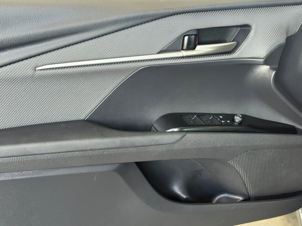 Certified 2025 Toyota Camry SE image 18