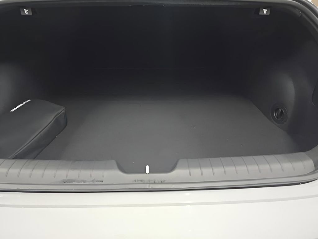 New 2025 Hyundai Ioniq 6 SEL AWD/4WD image 16