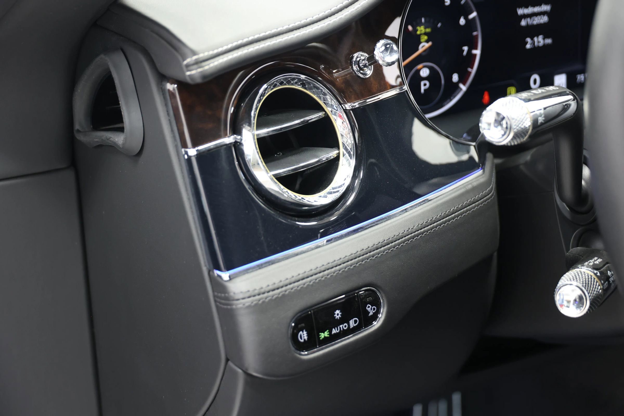 Used 2020 Bentley Continental GT image 25