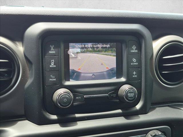 Used 2021 Jeep Gladiator Sport AWD/4WD image 13