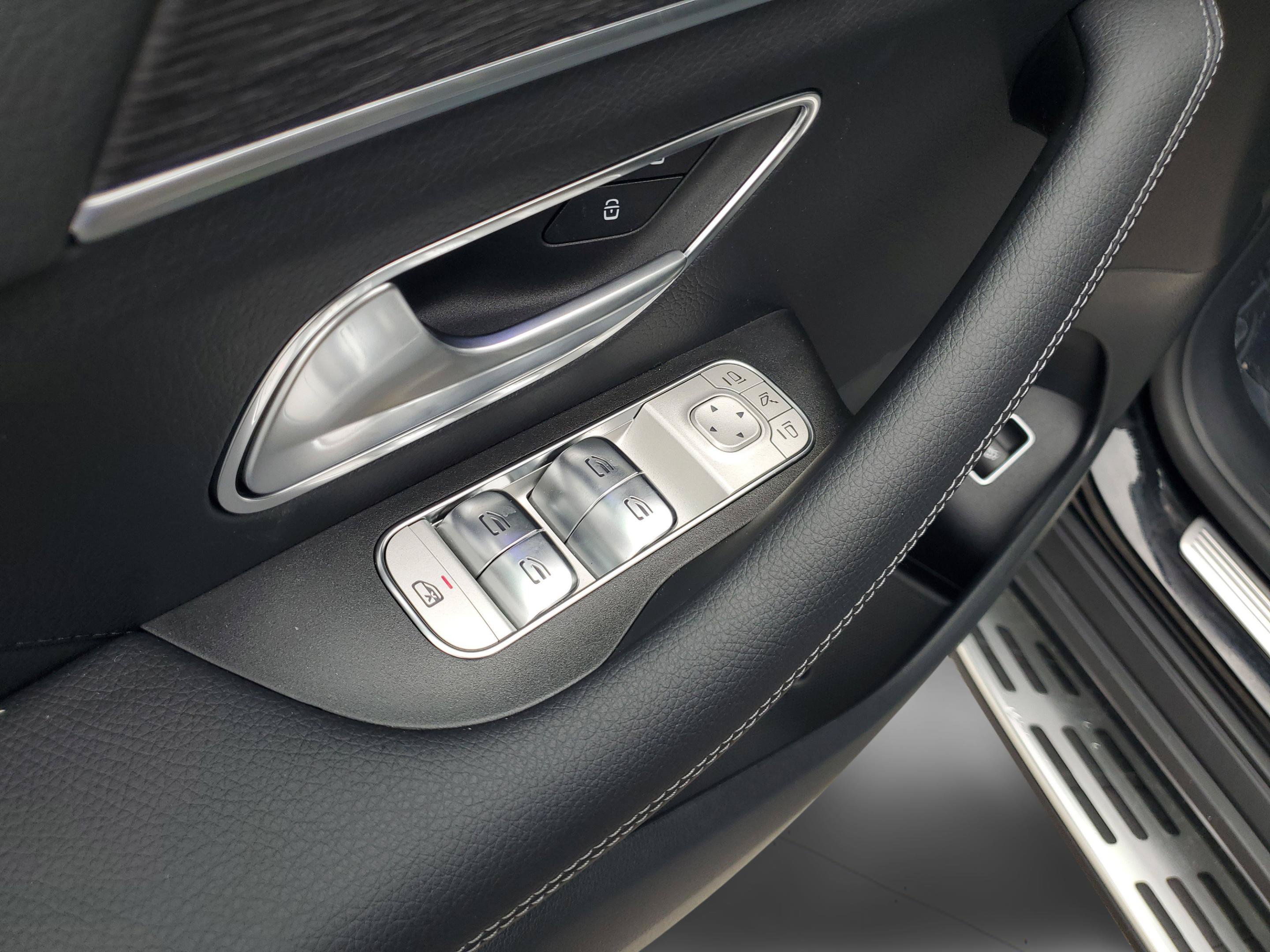Certified 2026 Mercedes-Benz GLS 450 4MATIC image 39