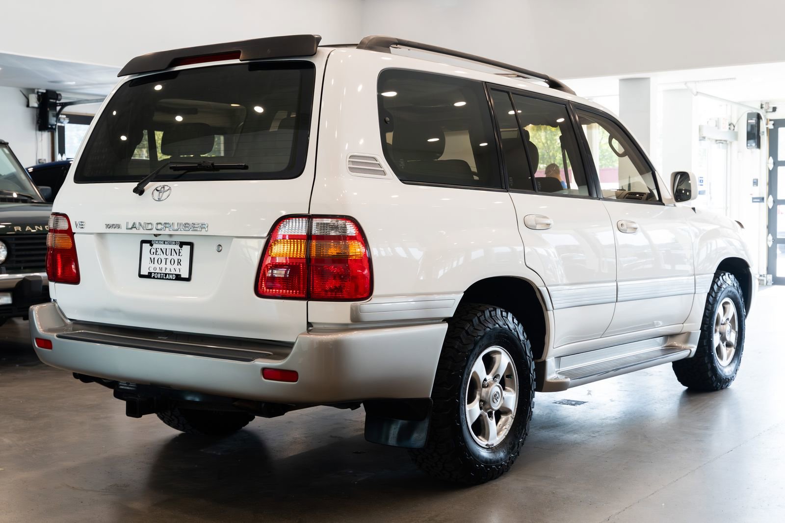 Used 2002 Toyota Land Cruiser AWD/4WD image 6