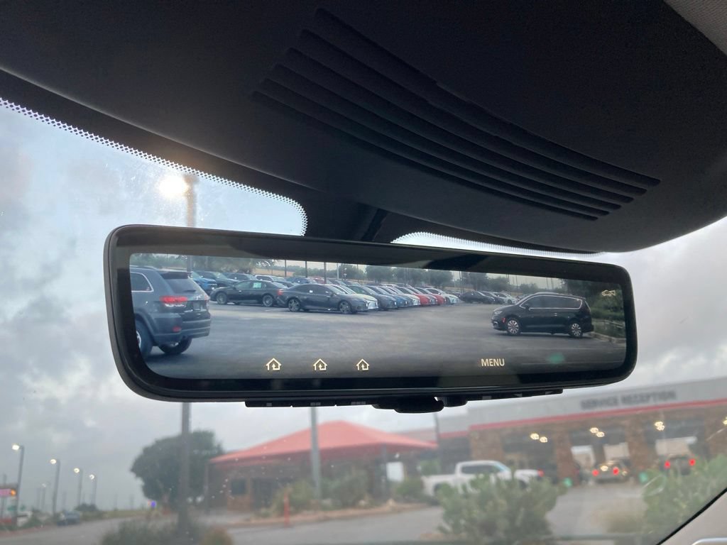 Used 2023 INFINITI QX60 Sensory w/ Vision Package FWD image 29
