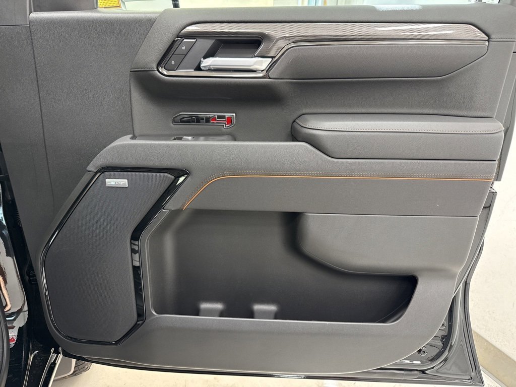 New 2026 GMC Sierra 1500 AT4 w/ Technology Package image 8