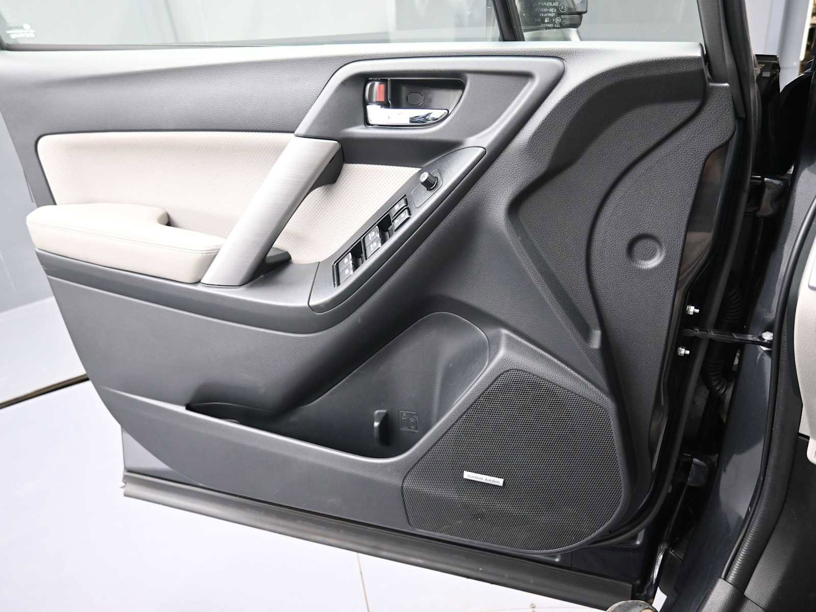 Used 2018 Subaru Forester 2.5i Limited image 11