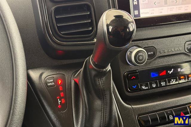 Used 2024 RAM ProMaster 2500 w/ Safety Group FWD image 25