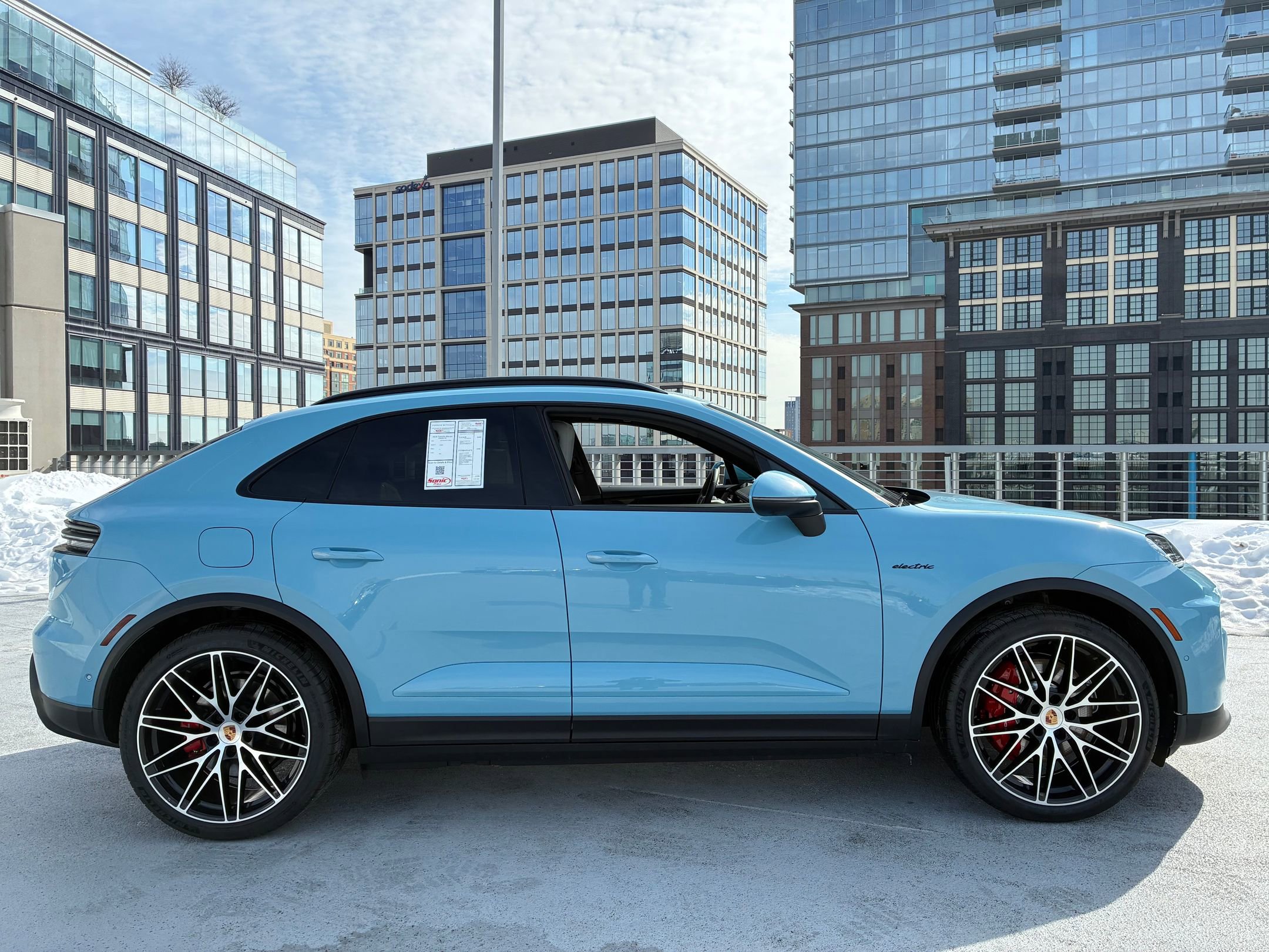 New 2026 Porsche Macan 4S Electric image 8