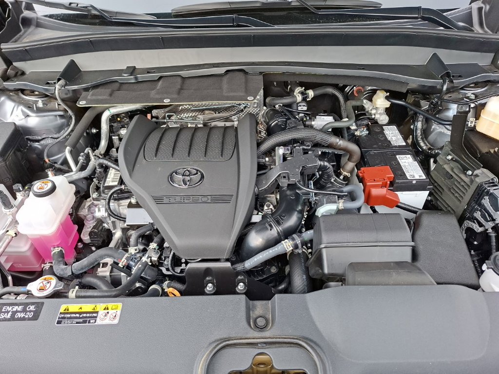 Used 2026 Toyota Grand Highlander AWD image 39