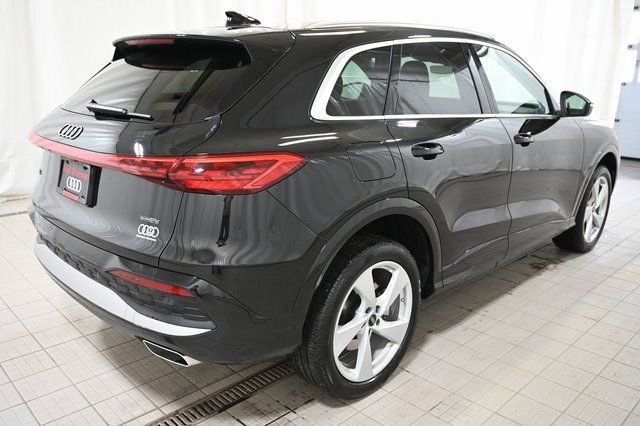 Used 2025 Audi Q5 Premium Plus w/ Premium Plus image 13