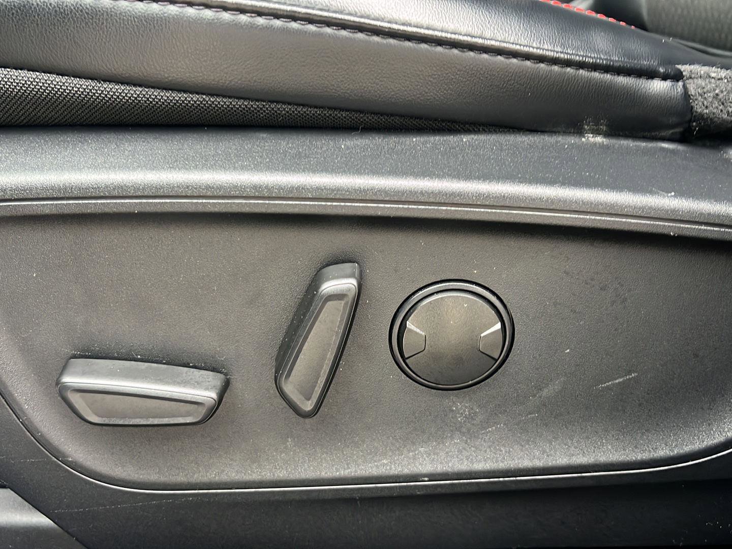 Used 2024 Ford Escape ST-Line w/ Tech Pack #1 image 10