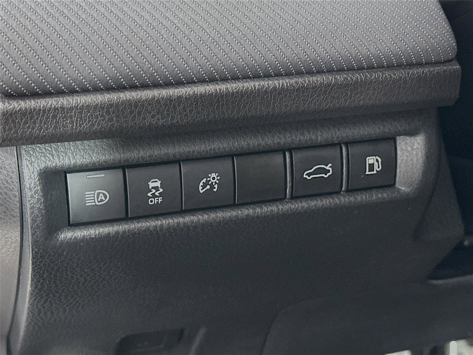 Certified 2025 Toyota Camry SE image 14