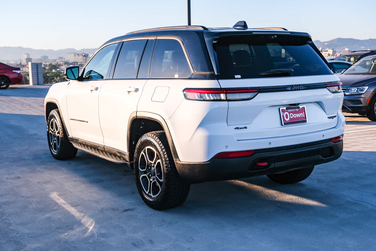 Used 2022 Jeep Grand Cherokee Trailhawk w/ Luxury Tech Group III AWD/4WD image 6