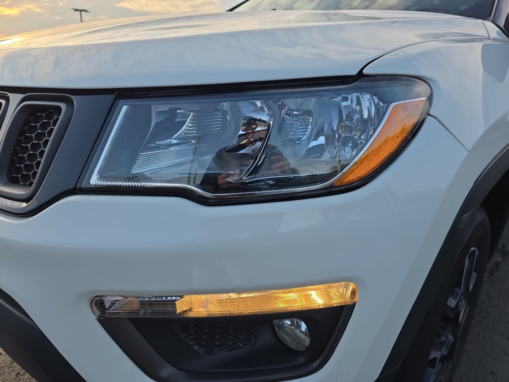 Used 2019 Jeep Compass Trailhawk AWD/4WD image 32