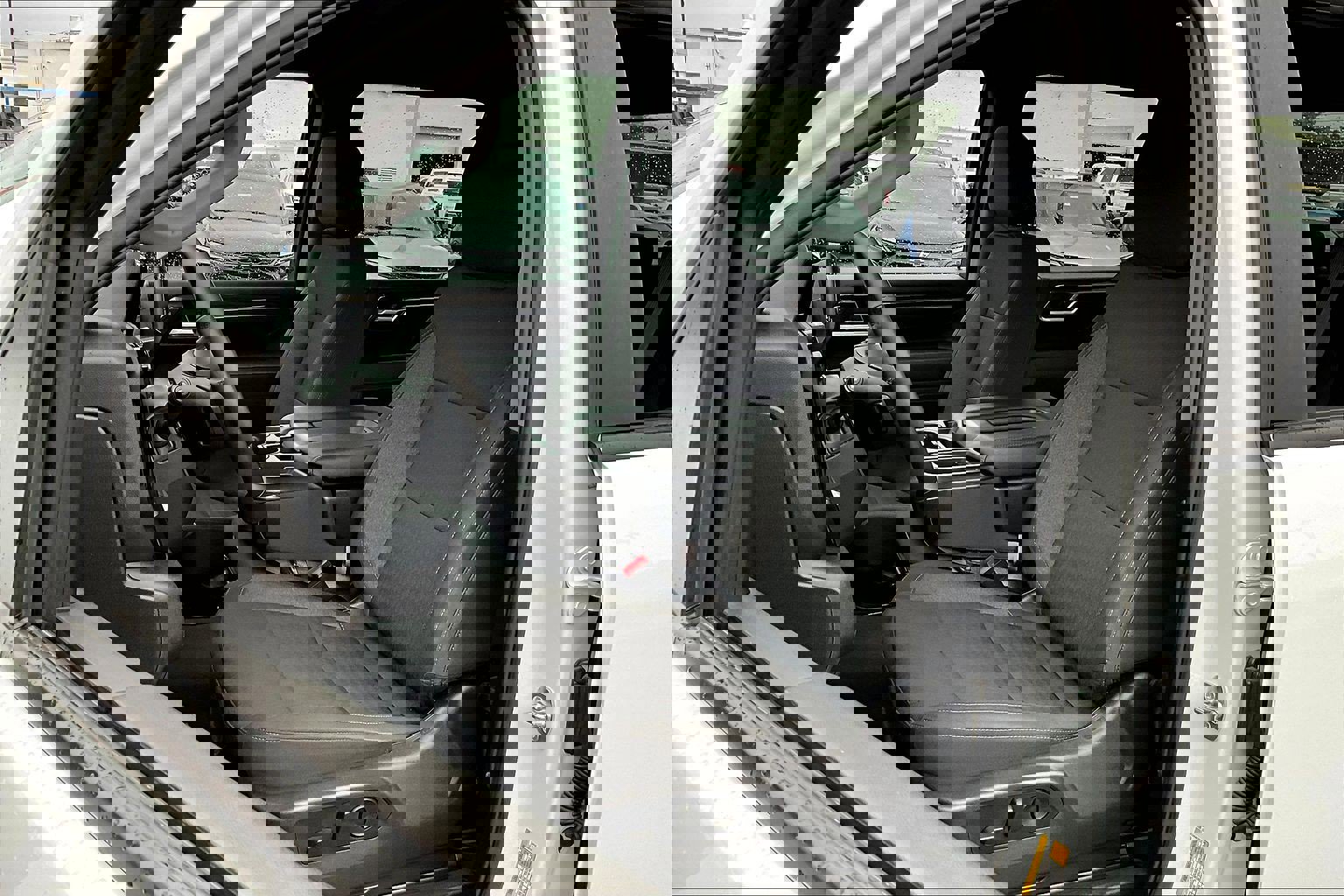 Certified 2025 Chevrolet Silverado 2500 LT w/ Convenience Package image 18