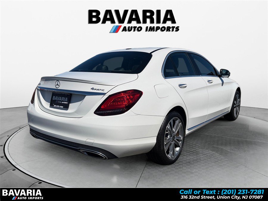 Used 2019 Mercedes-Benz C 300 4MATIC Sedan image 5