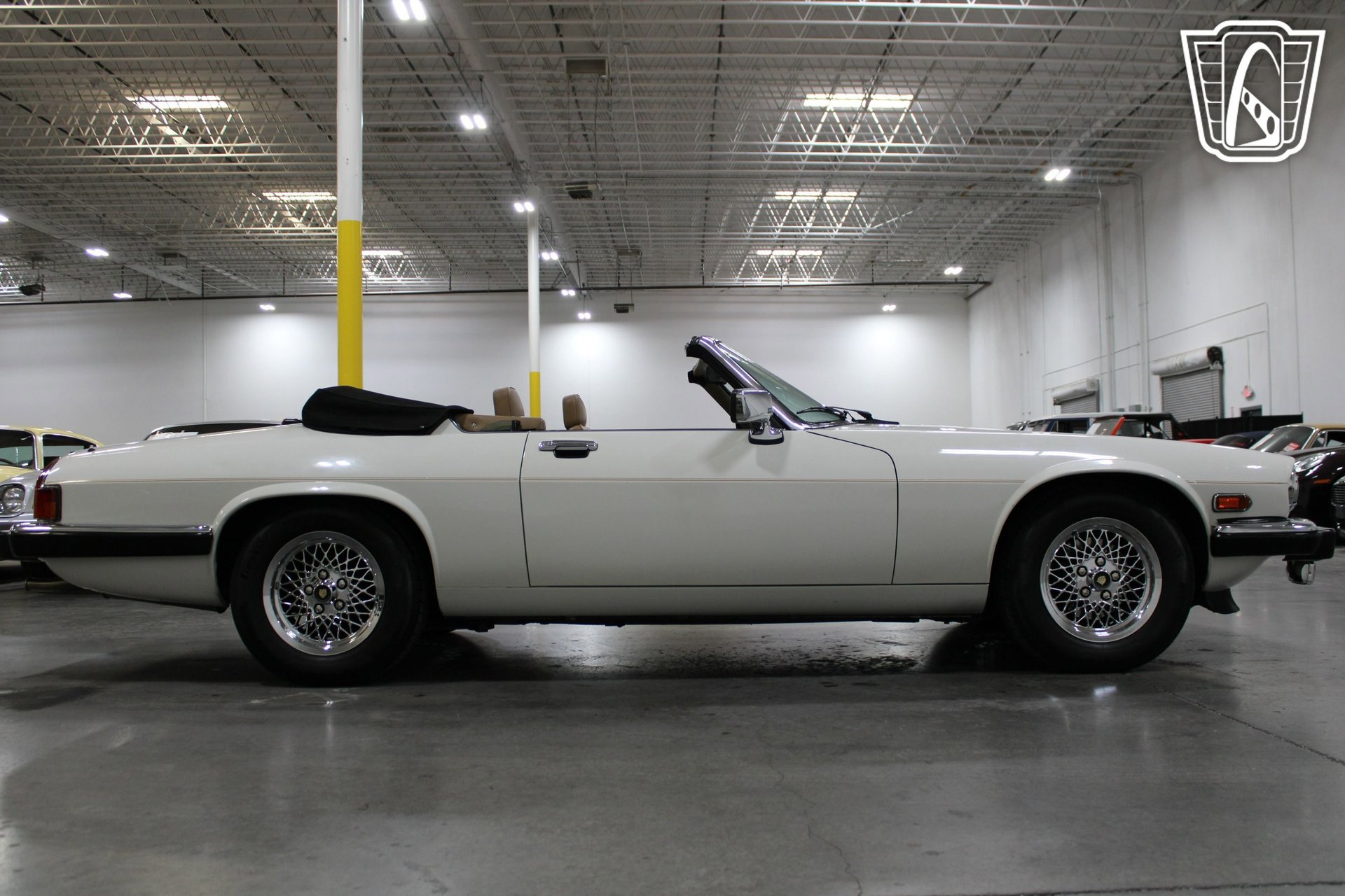 Used 1989 Jaguar XJS V12 Convertible RWD image 22