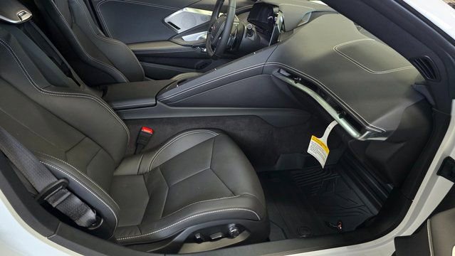 New 2025 Chevrolet Corvette Stingray Preferred Cpe w/ Z51 Performance Package image 13