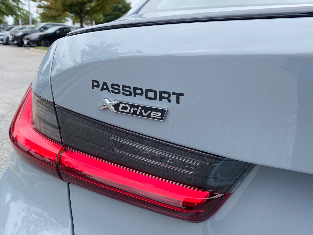 New 2026 BMW 330i xDrive Sedan w/ M Sport Package AWD/4WD image 6