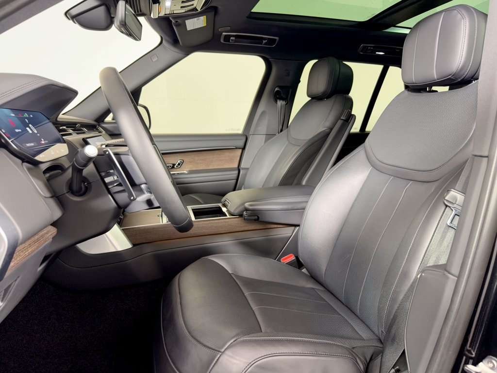 Certified 2023 Land Rover Range Rover SE AWD/4WD image 5