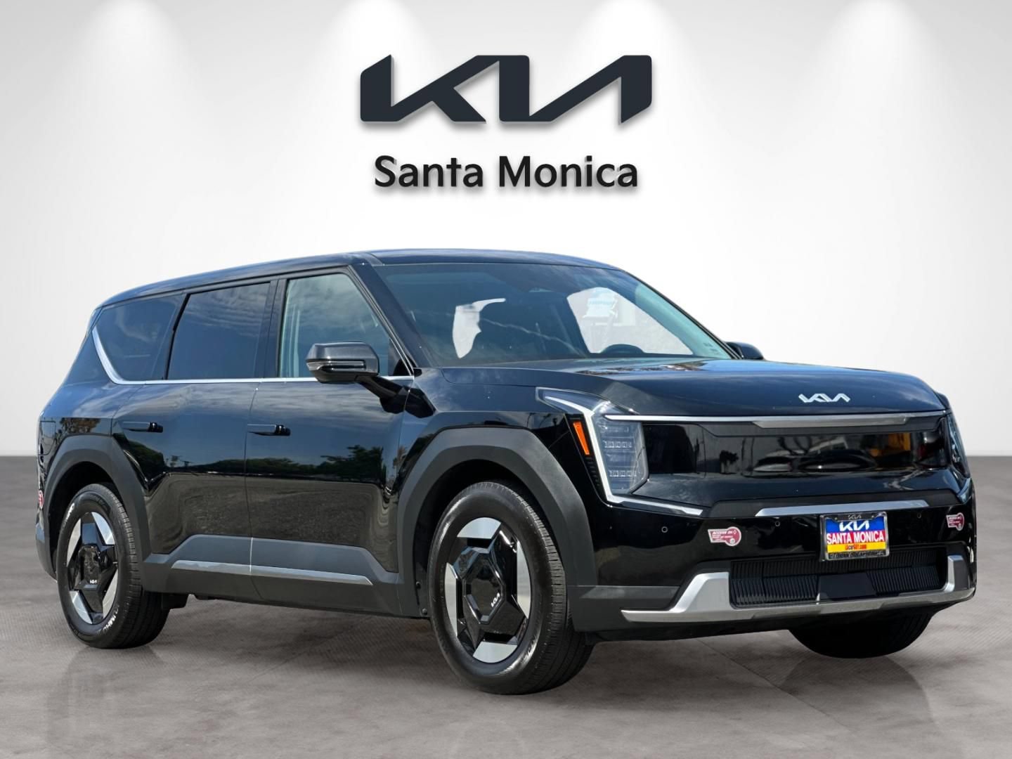 Certified 2024 Kia EV9 Light Long Range RWD image 9