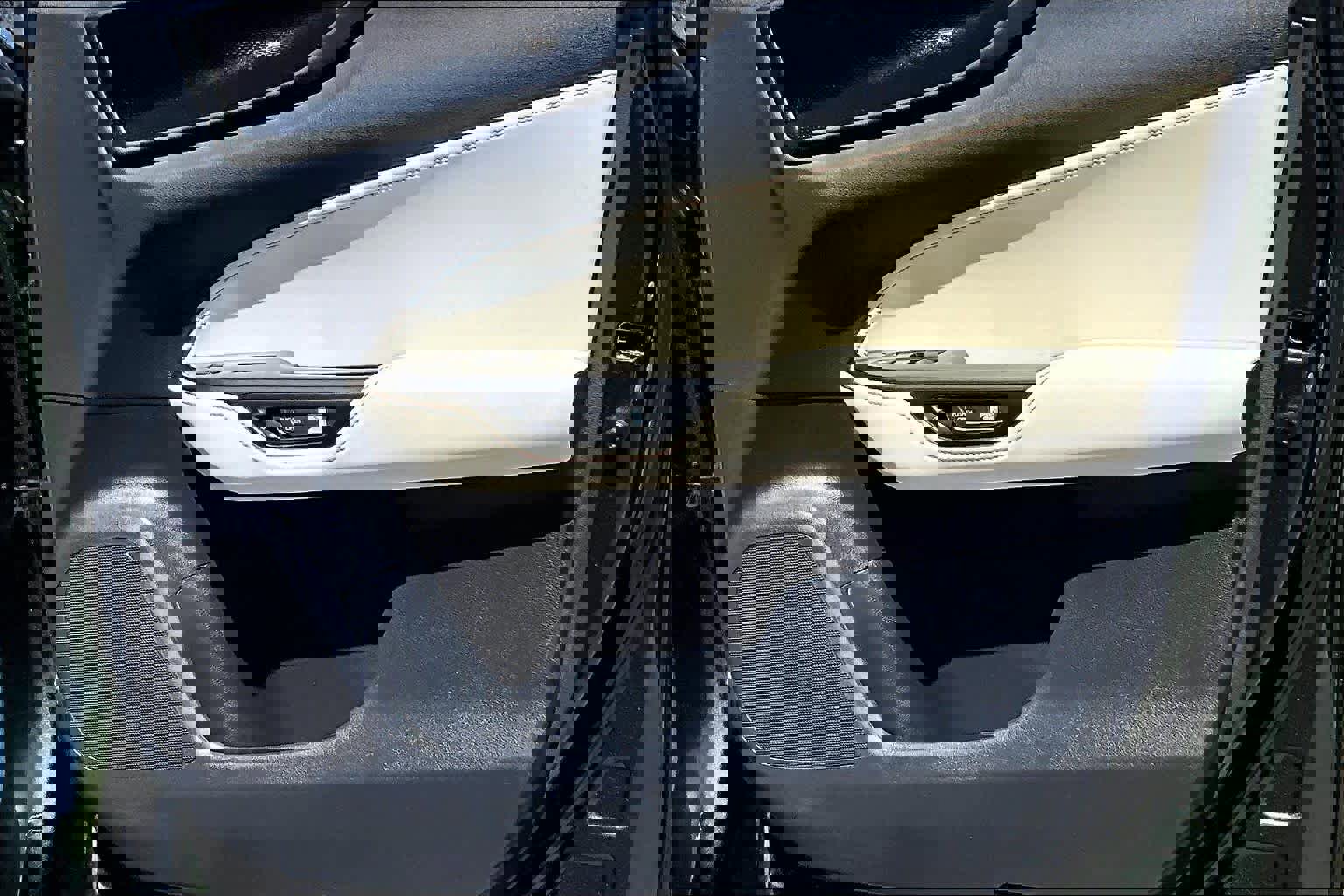 Used 2024 Lexus NX 250 w/ Towing Package (2000 Lbs) image 27