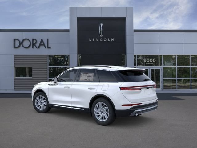 Used 2026 Lincoln Corsair Premiere FWD image 4