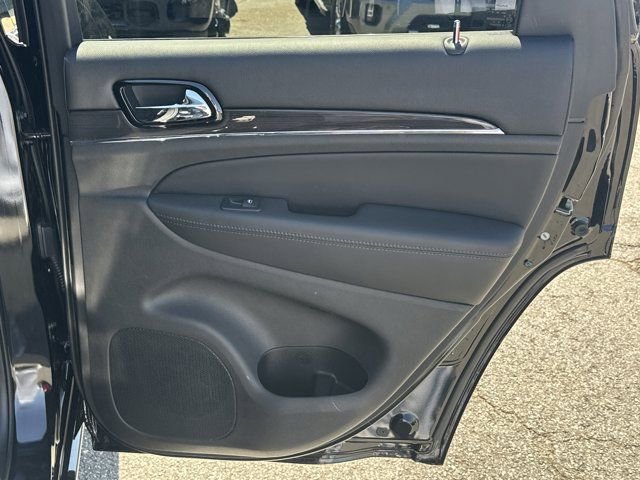 Used 2020 Jeep Grand Cherokee Overland RWD image 21