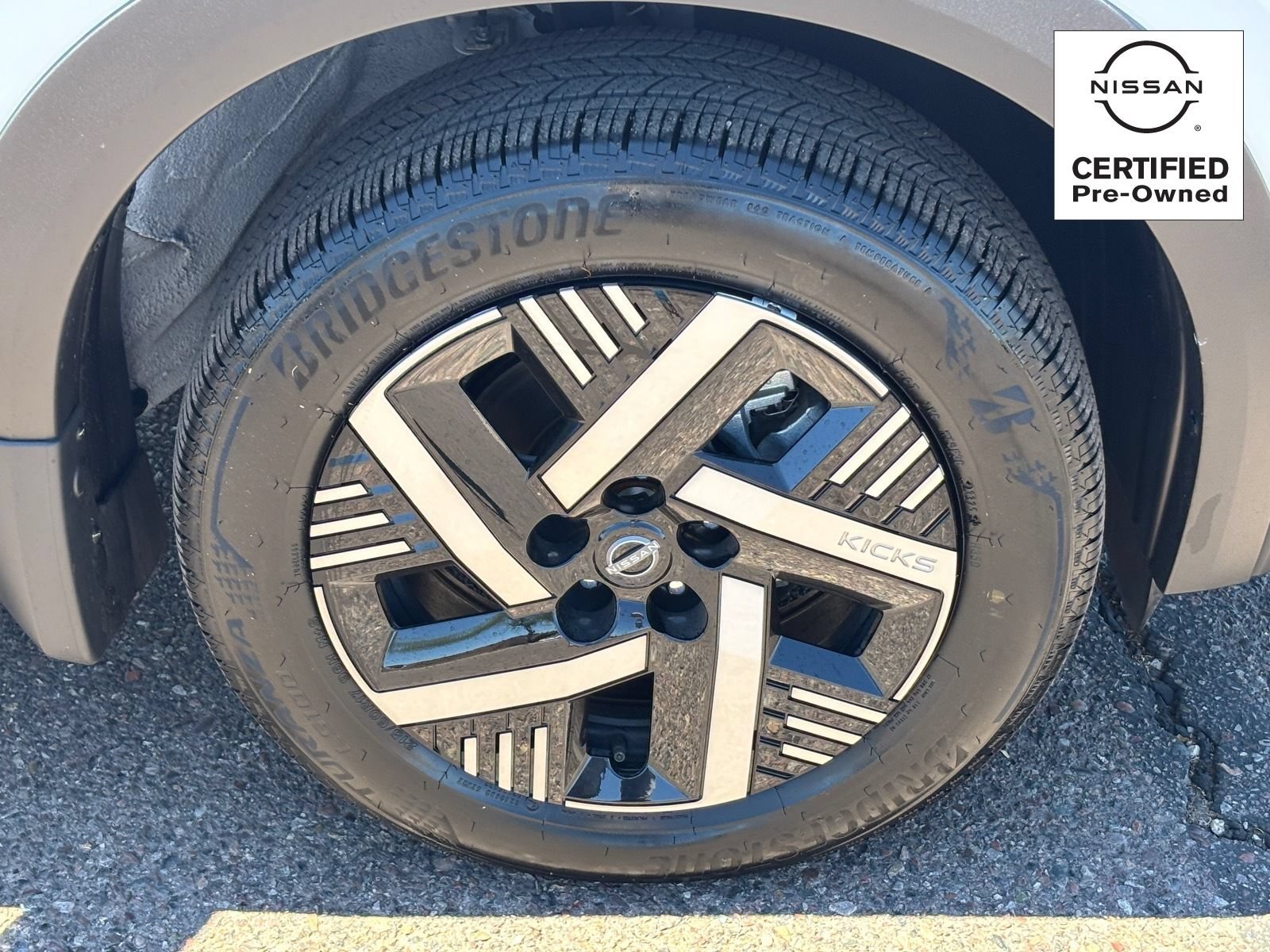 Certified 2026 Nissan Kicks SV FWD image 8
