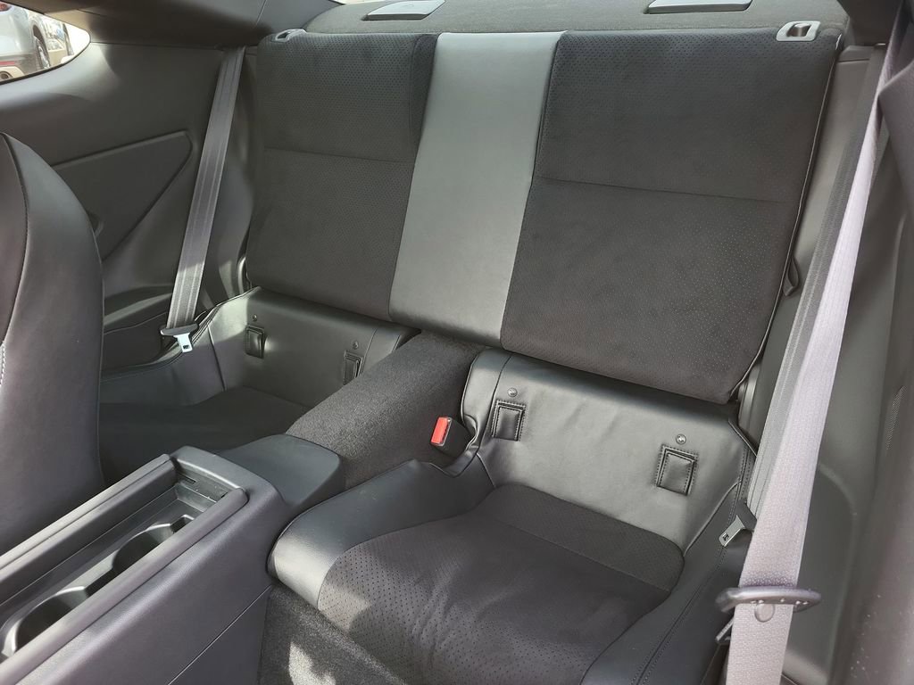 Used 2025 Toyota GR86 Premium image 23