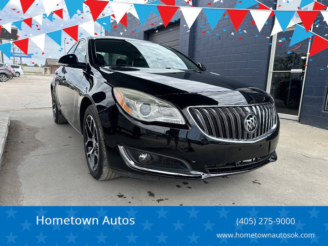 Used 2017 Buick Regal Sport Touring FWD image 1