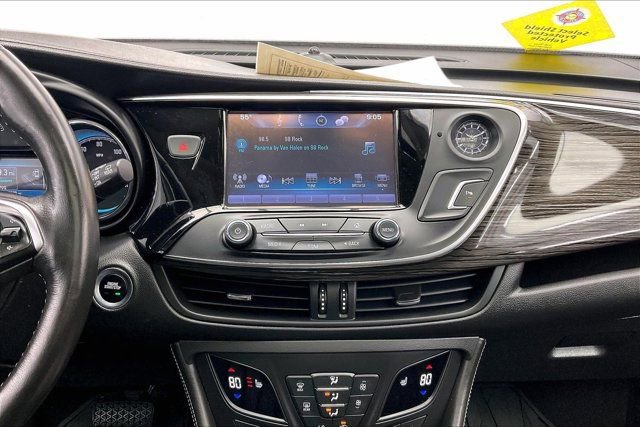 Used 2017 Buick Envision Essence image 5