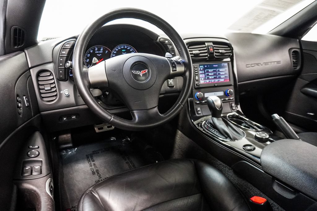 Used 2008 Chevrolet Corvette Convertible w/ Preferred Equipment Group RWD image 9