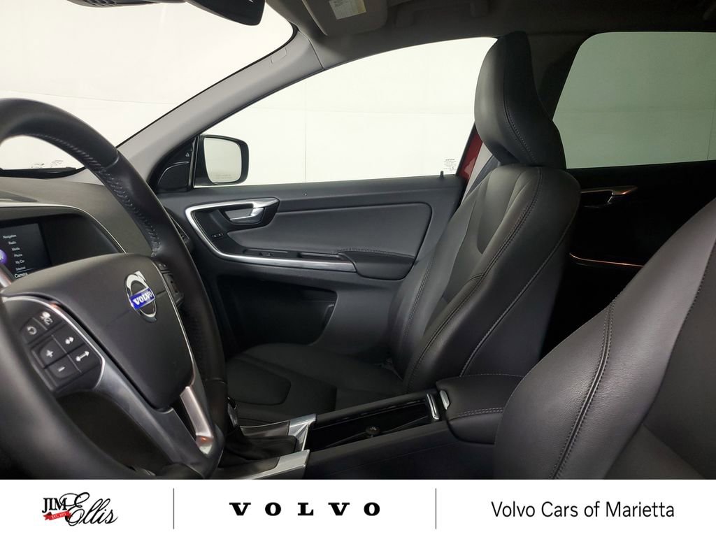 Used 2015 Volvo XC60 T5 Platinum FWD image 23