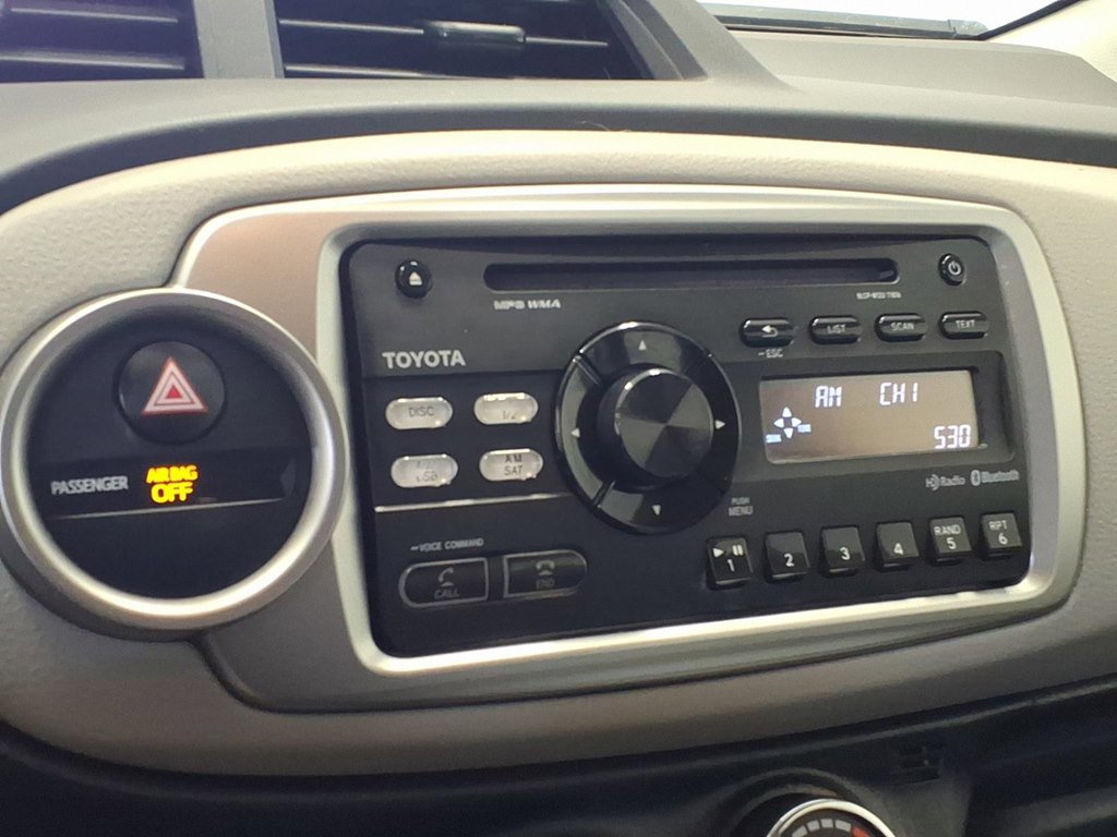 Used 2014 Toyota Yaris LE image 12