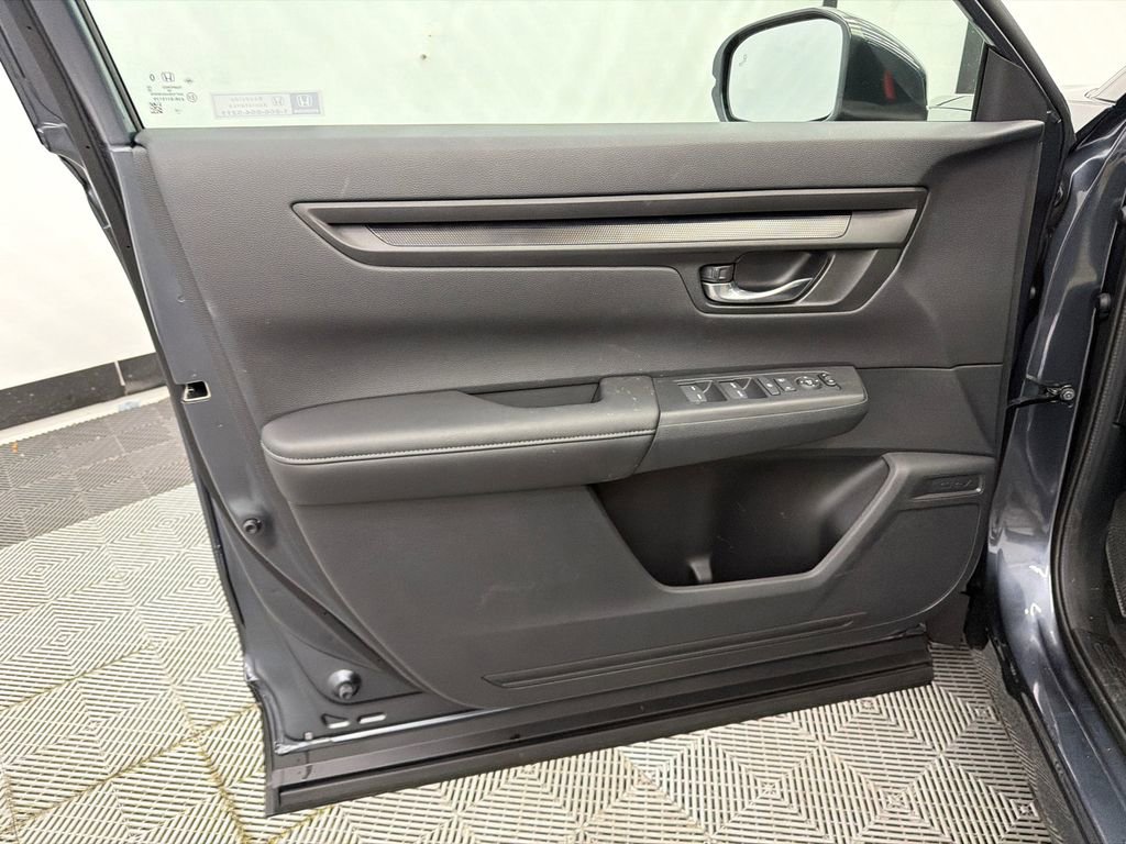 Used 2026 Honda CR-V EX image 11