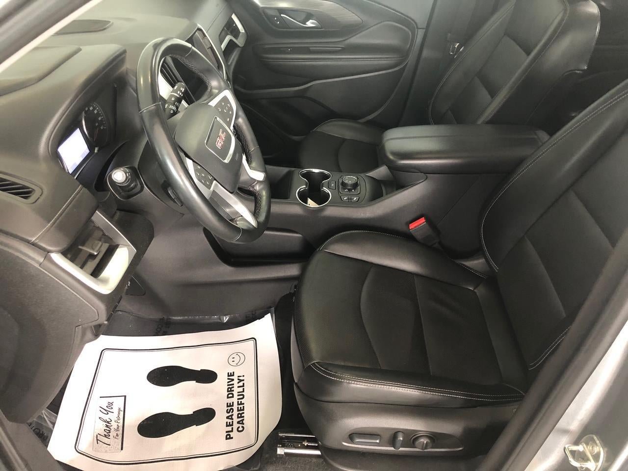Used 2023 GMC Terrain SLT w/ Infotainment Package II AWD/4WD image 7