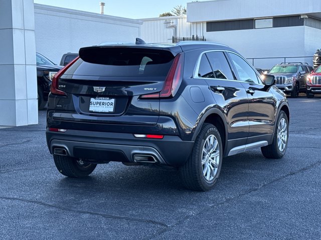 Used 2023 Cadillac XT4 Premium Luxury image 3