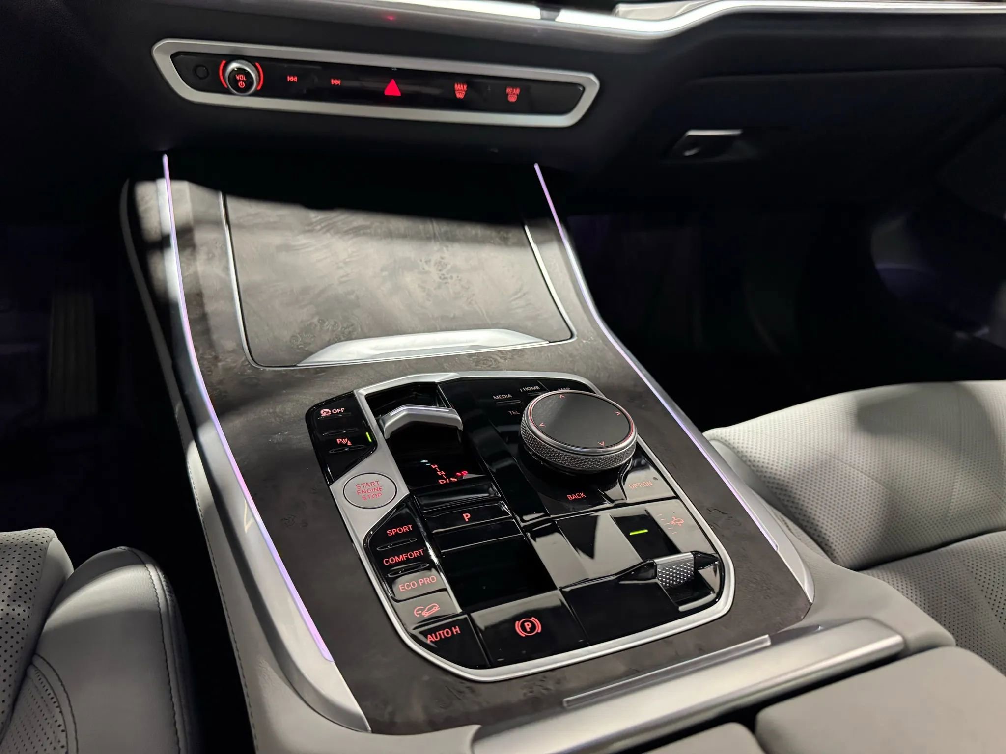 Used 2023 BMW X7 xDrive40i w/ Premium Package image 27