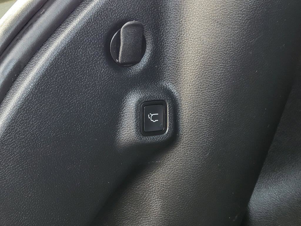 Used 2021 Jeep Compass Latitude AWD/4WD image 29