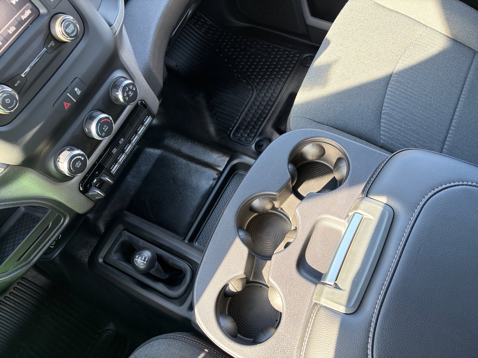 Used 2024 RAM 5500 Tradesman w/ Chrome Appearance Group image 23