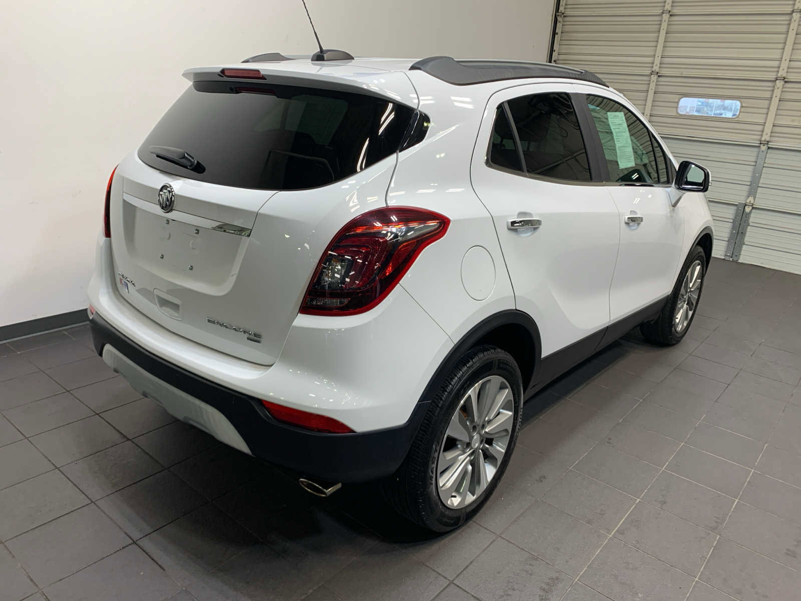 Used 2017 Buick Encore Preferred image 3
