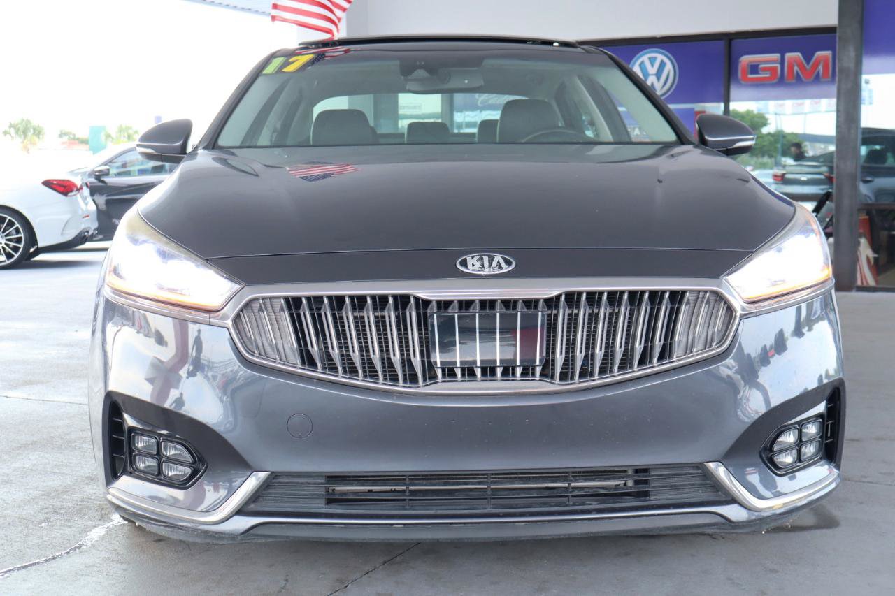 Used 2017 Kia Cadenza Technology FWD image 11