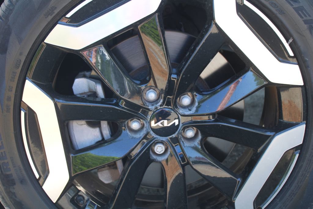 Used 2023 Kia Telluride S w/ S Sunroof Package image 18