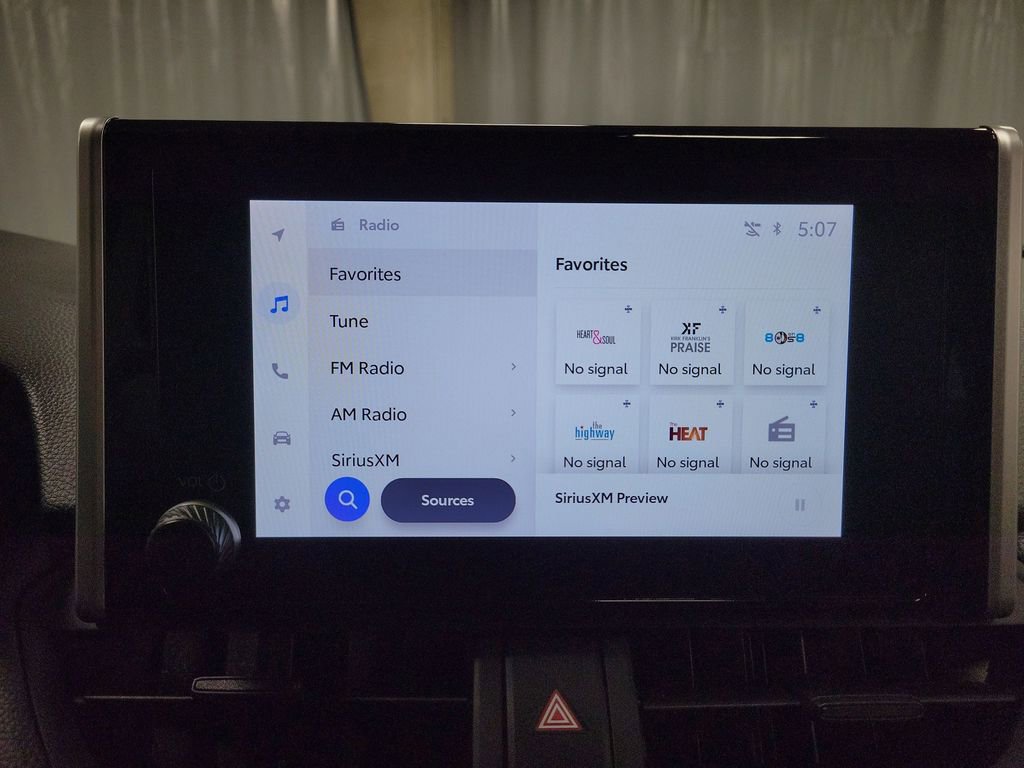 Used 2025 Toyota RAV4 XLE image 18